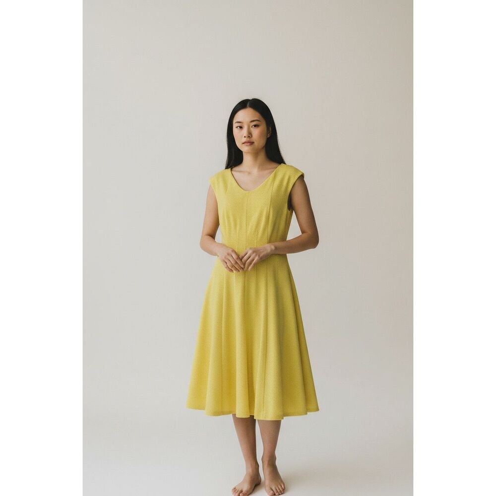 Talbot Runhof V-Neck A-Line Dress in Yellow NWT Size 10